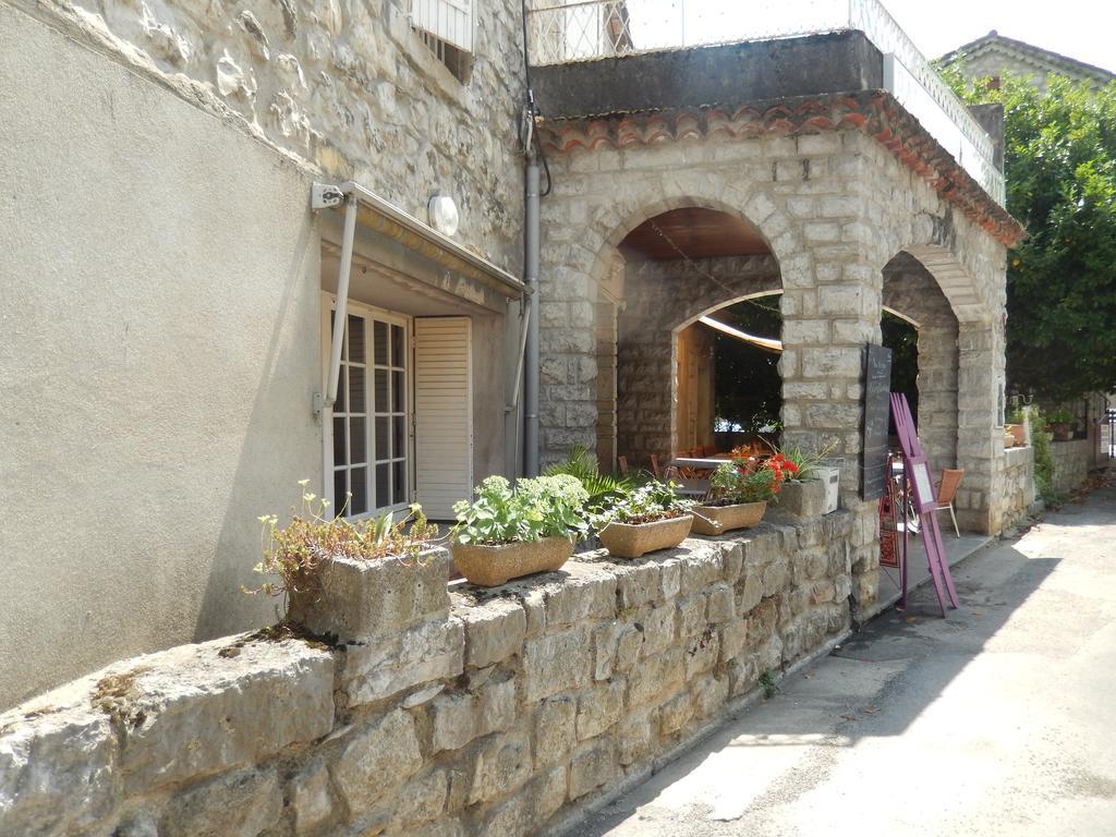Auberge Sapede Chauzon Екстериор снимка
